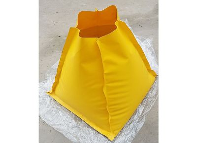 點(diǎn)擊查看詳細(xì)信息<br>標(biāo)題：水袋 閱讀次數(shù)：4251